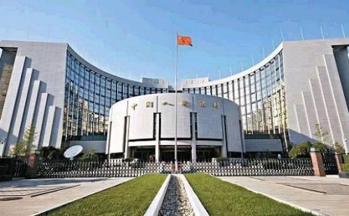 <b>若境內機構或個(gè)人向境外支付外匯資金，在什么情形下需要到所在地稅務(wù)機關(guān)進(jìn)行稅務(wù)備案？</b>